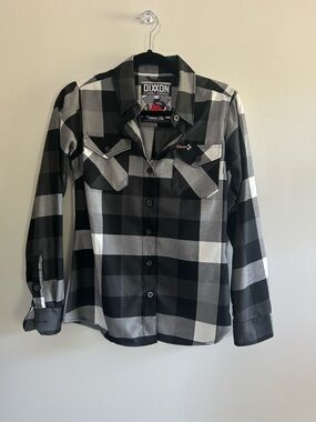 DIXXON Finish Line Black & Gray Plaid Men's Button-Down Shirt